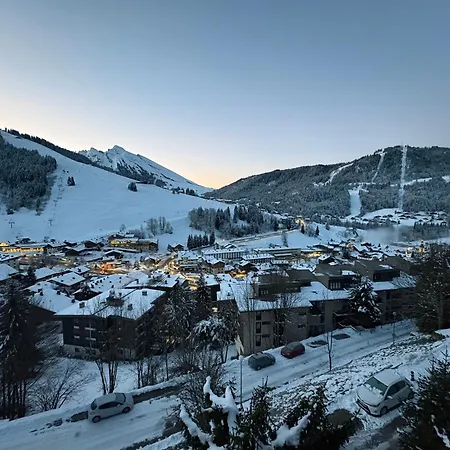 Tiny Chalet Avec Balcon Centre La Clusaz Casier Ski Chauffe